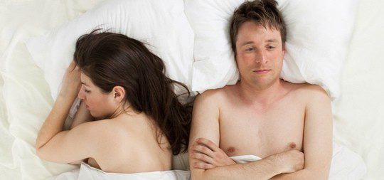 ¿Cómo superar los problemas en la cama con tu pareja?