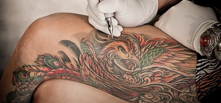 Un tatuaje genital lleva el mismo proceso de curación que otro en una zona más común 