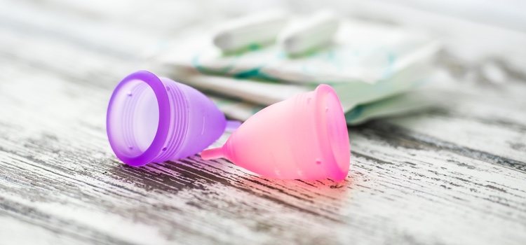 Los tampones o las compresas son productos de usar y tirar, en cambio la copa vaginal es ecológica