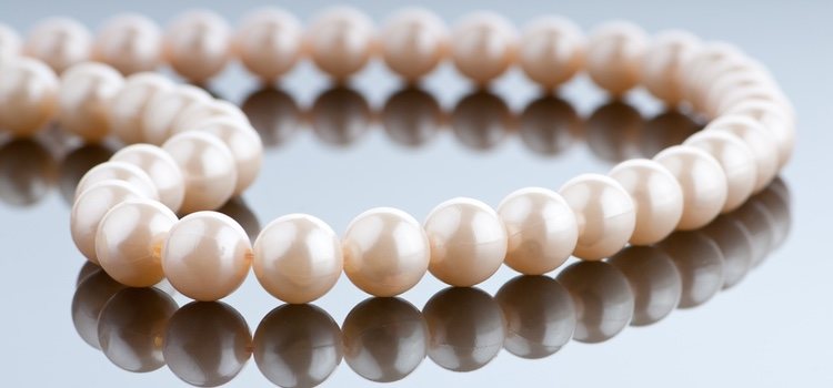 Utilizar el collar de perlas en el acto sexual hace que se experimente una sensación muy placentera