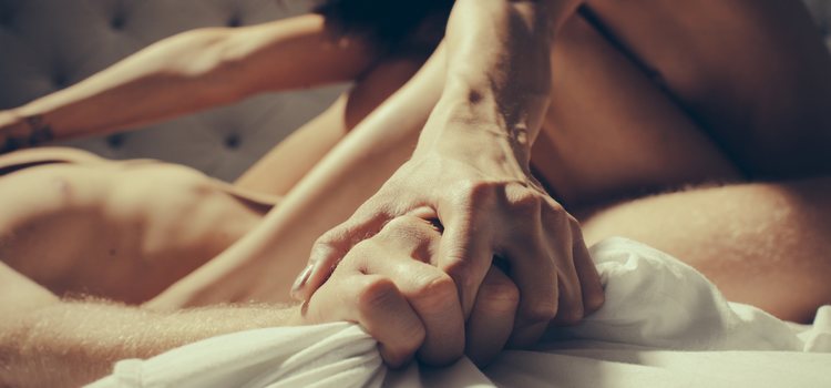 Existen numerosas posturas que pueden ayudarte a hacer el sexo mucho más innovador