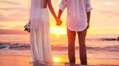 Cómo organizar una boda en la playa: claves y consejos