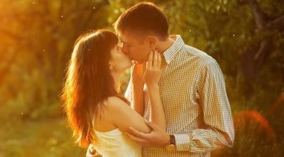 10 formas de besar con las que dejar a tu pareja cautivada