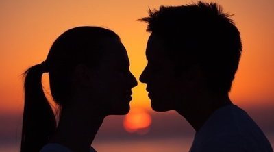 Cómo prepararte para tu primer beso